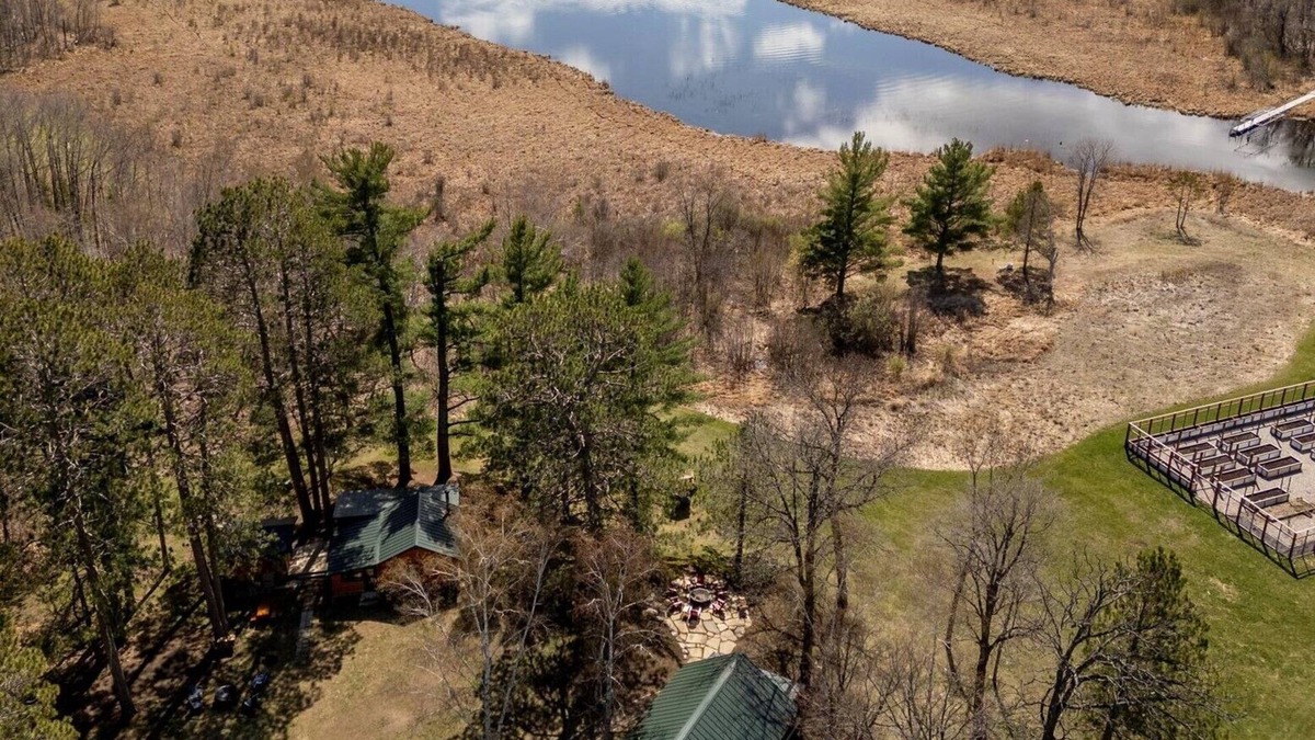 Hackensack Cabin | Two cabins-lake access-private dock