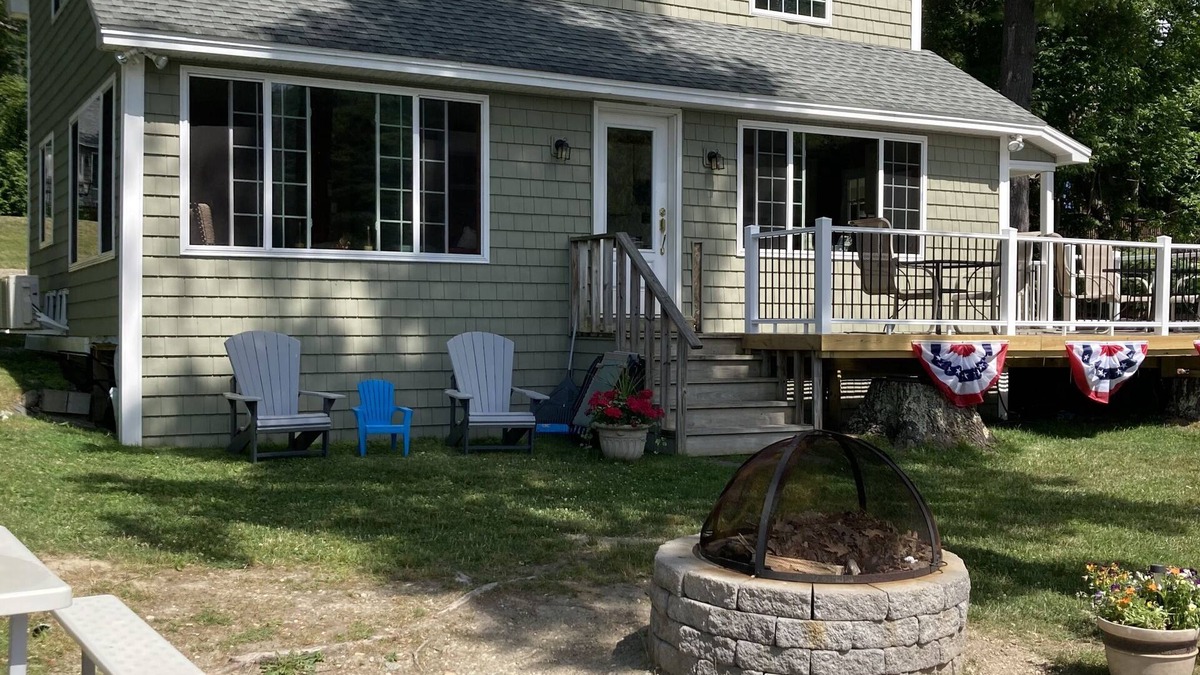 Poultney Cottage | Two Cottages at Waters Edge with Spectacular View of Water and Mountains