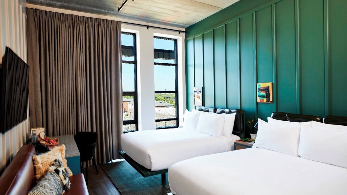 East Nashville House | Two Double Room at Waymore’s with Stunning Views and Near DT Nashville - 2 Units