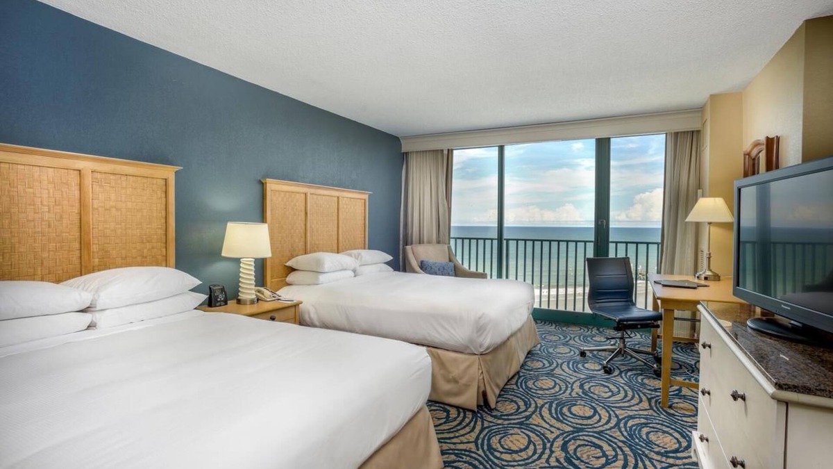 Brush - Stewarts Hotel | Two Family-friendly Units, Outdoor Pool, Near Daytona Beach