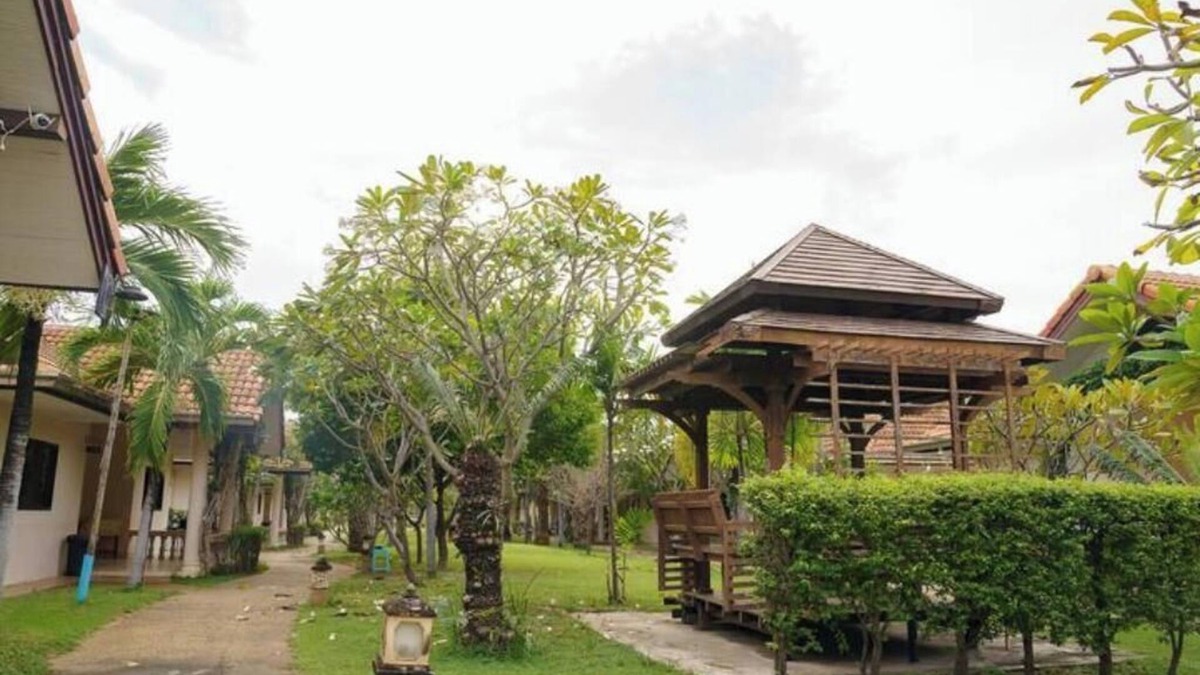 Si Racha Villa | Two Fifty Nine Resort 259 รีสอร์ต