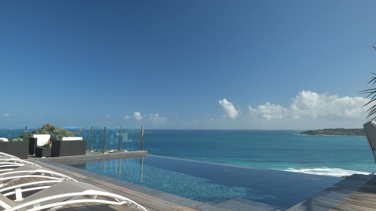 Corossol Villa | TWO FULL KITCHENS & LIVING AREAS 6 BEDROOMS ALL WITH BATHROOM IN SUITE