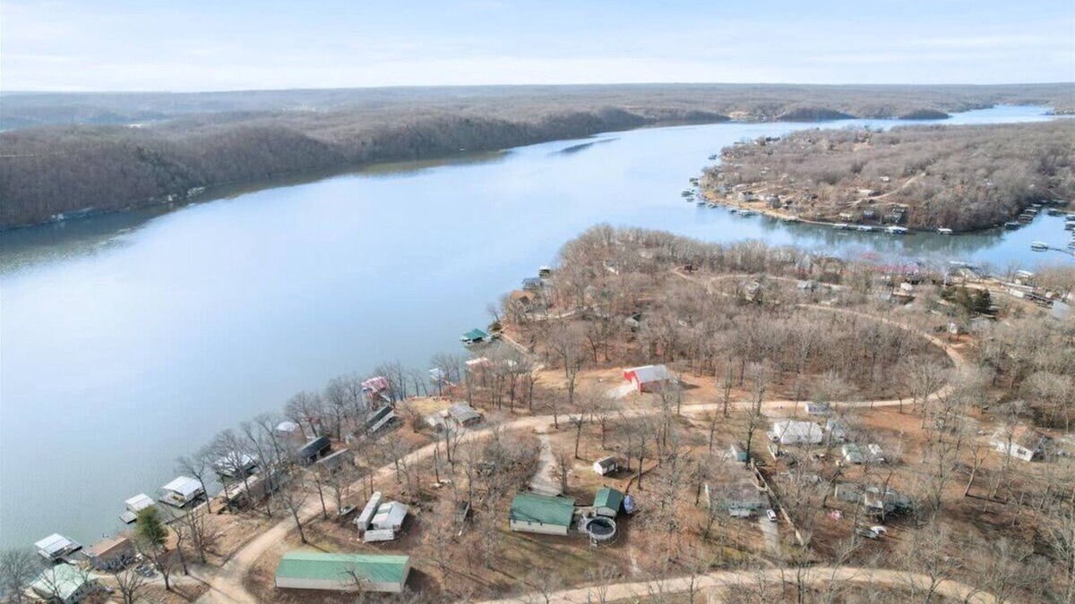 Stover Cabin | Two Lake View Cabins