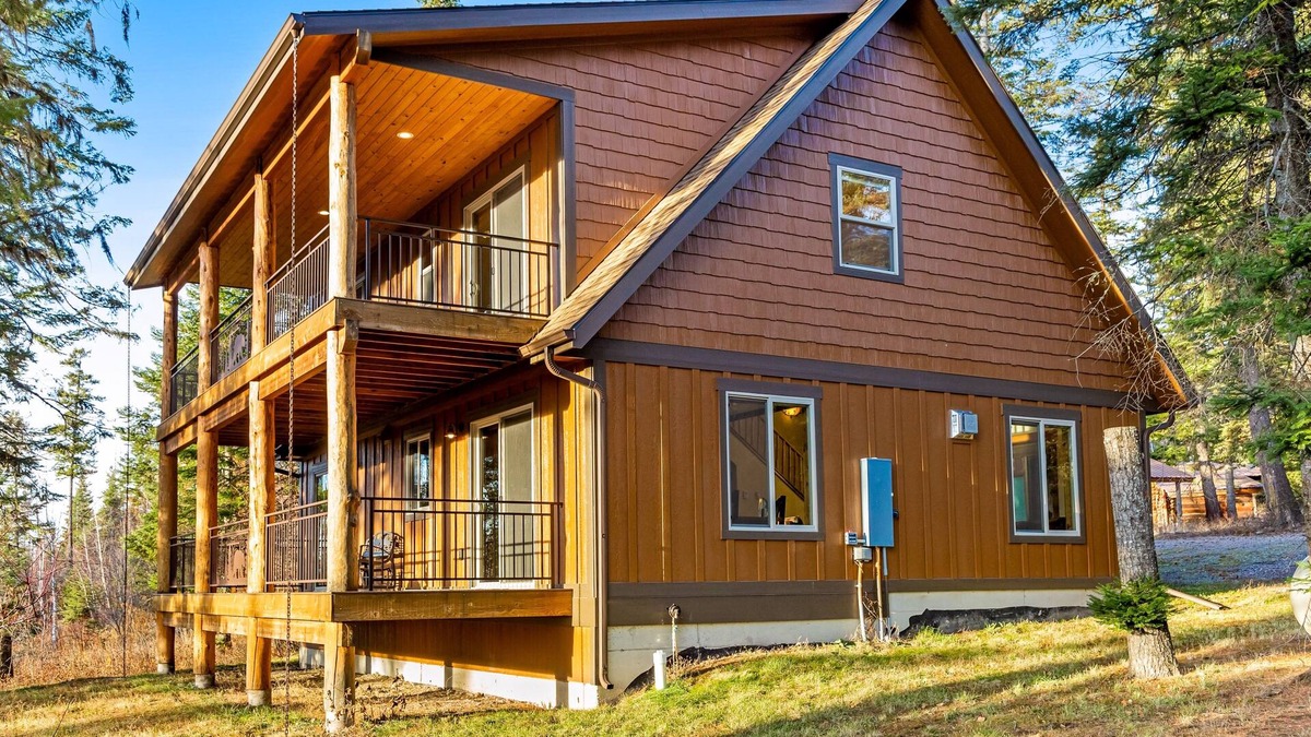 Bigfork Cabin | Two neighboring cabins with lake/mountain views & fireplaces, great for a group