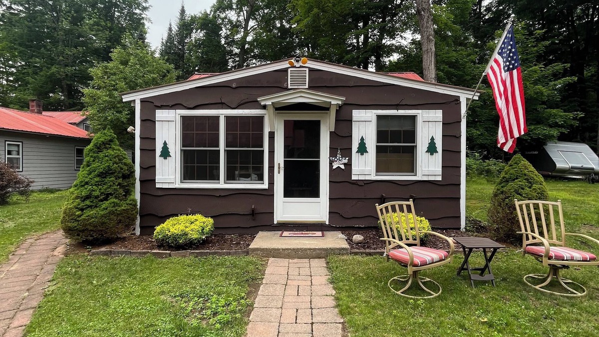 Eagle Bay Cottage | Two Neighboring Cottages - Steps to a Private Beach!