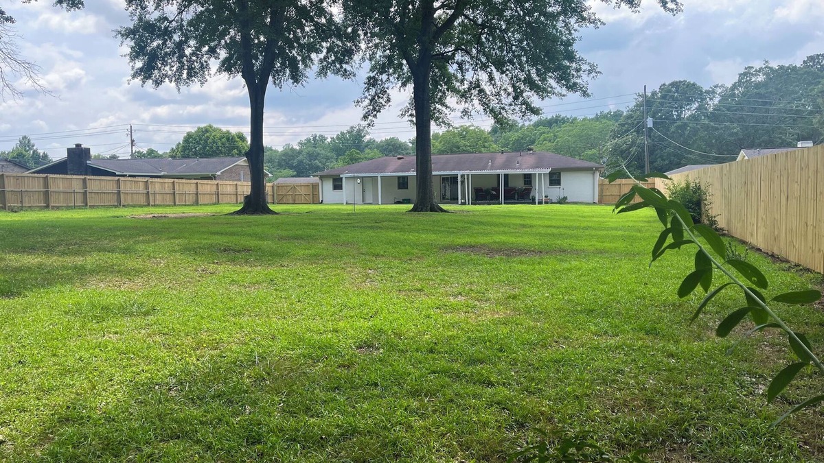 Northport House | Two Oaks Near Campus