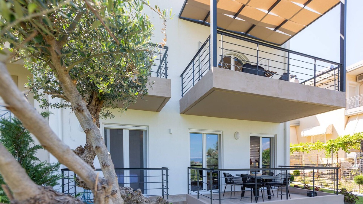 Psathopirgos Apartment | Two Olive Trees - "Branch" Apartment