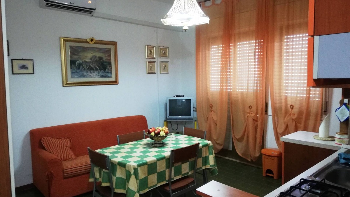 Lamezia Terme Apartment | Two-room apartment with parking space - Lamezia Terme sea area