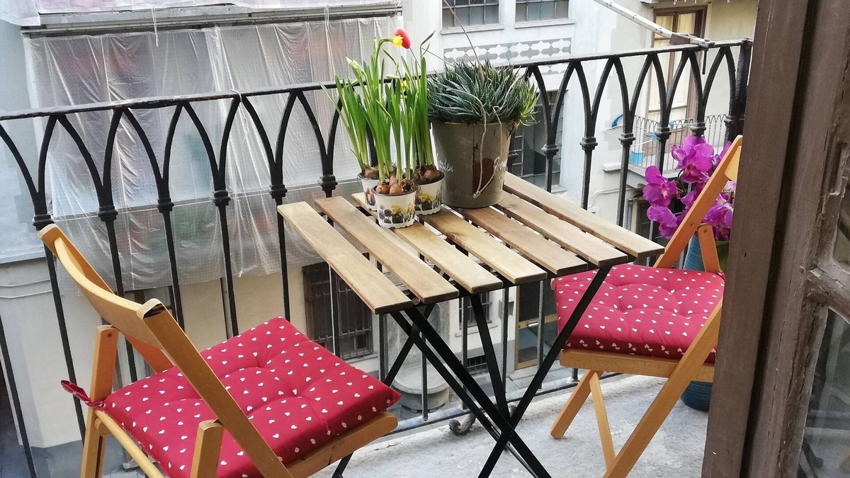 Cit Turin House | Two-room apartment downtown Porta Susa, sleeps 4, parking space, air conditioning