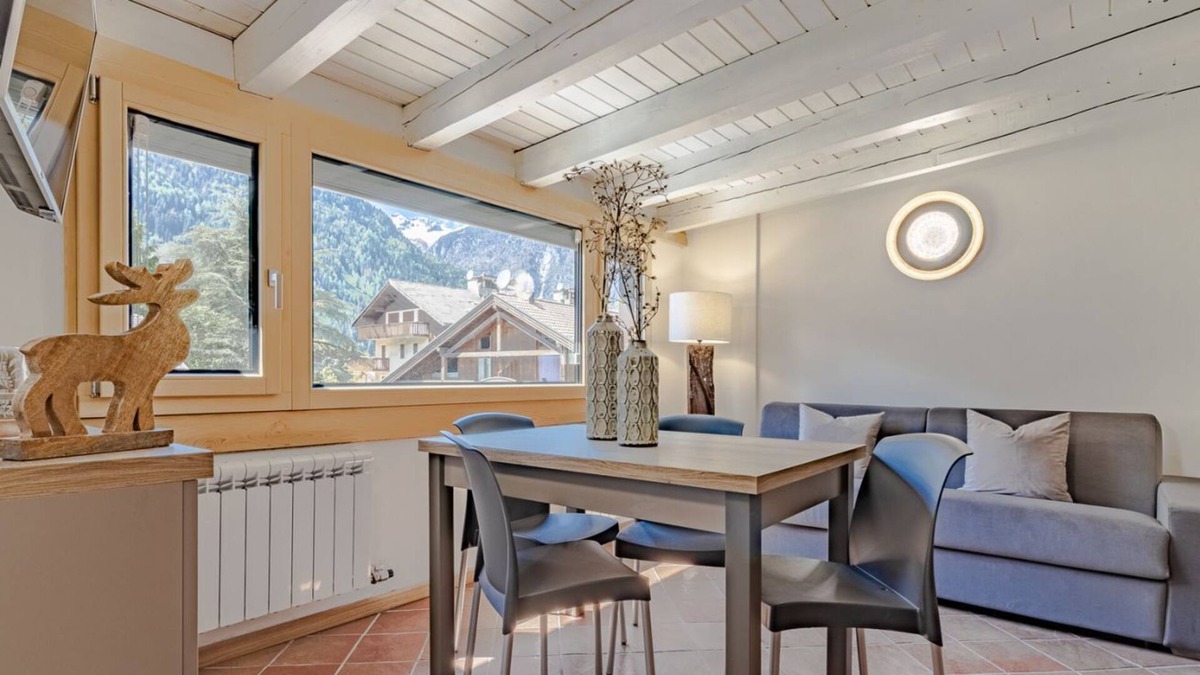Giustino Apartment | TWO ROOM APARTMENT WITH WIFI AND BALCONY