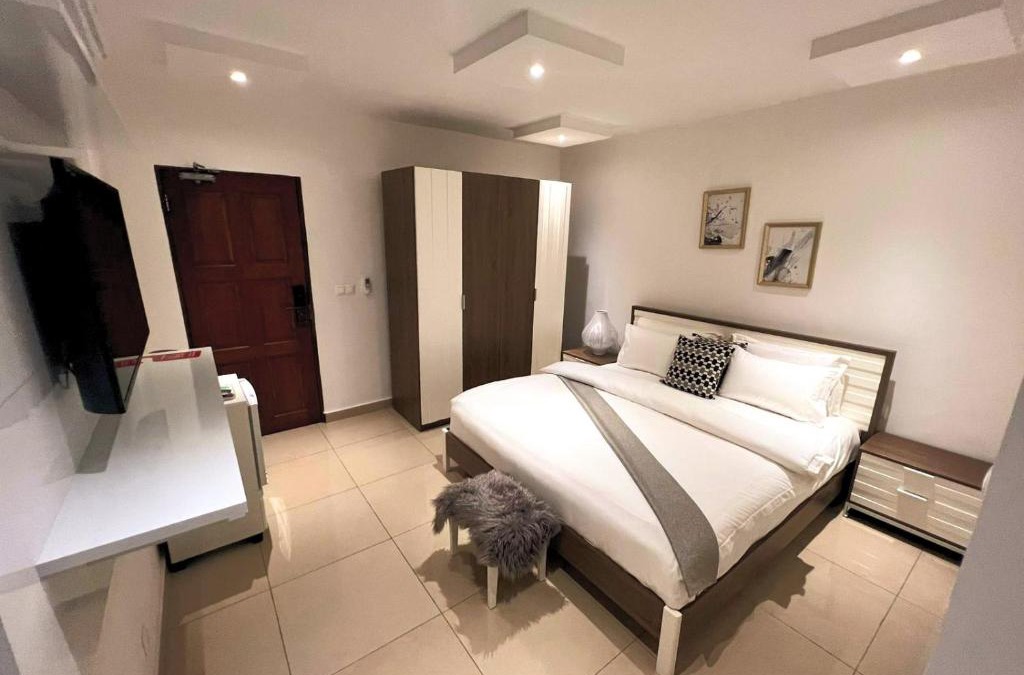 Lubumbashi Hotel | Two Seasons Resort