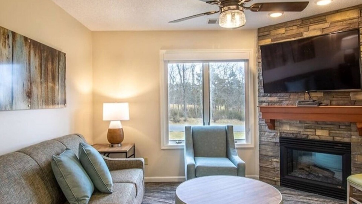 McGaheysville Apartment | Two Separate Condos for the price of one in Massanutten Resort
