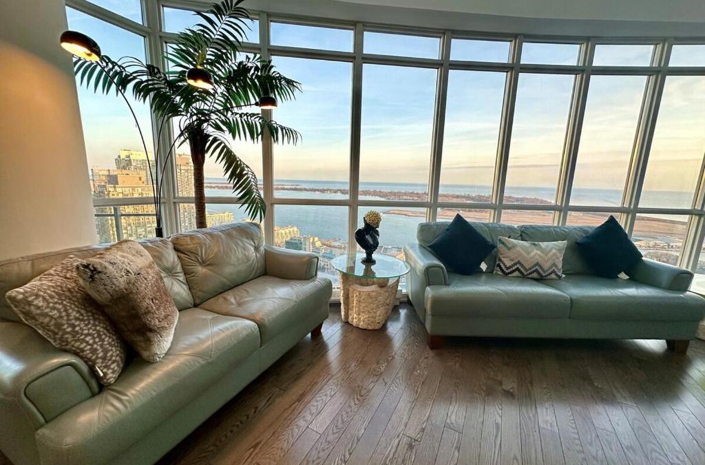 CityPlace Apartment | Two Storey Penthouse with 2 Parkings and Lake & City Views