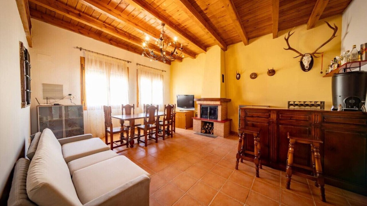 Barca House | Two-Story Rural Home in Soria -with BBQ & GameRoom