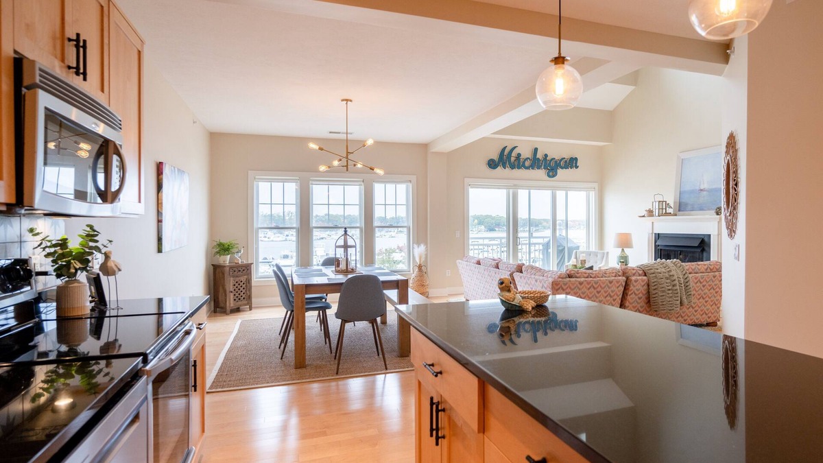 Spring Lake Condo | Two Story Upscale Condo w/Amazing Lake Views