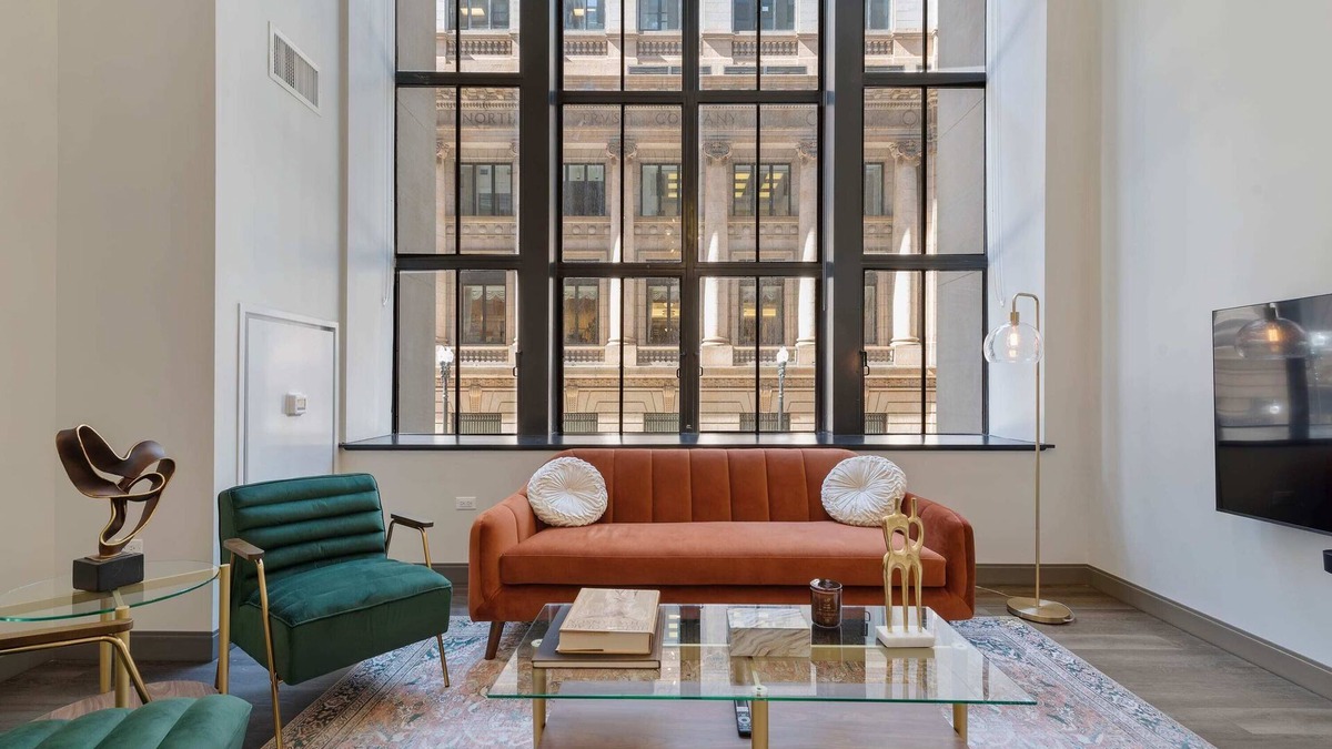 Downtown Chicago Apartment | Two Units: Seamless Stay, Downtown Convenience