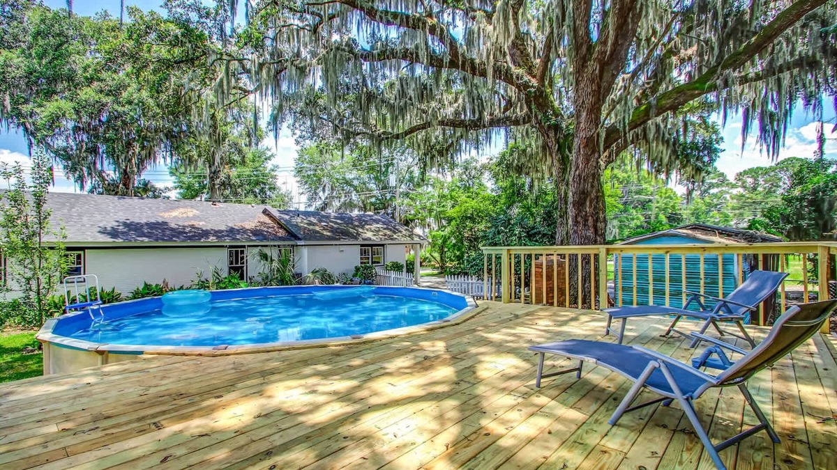 Thunderbolt House | Two Units w/Gazebo-Swanky Savannah Style