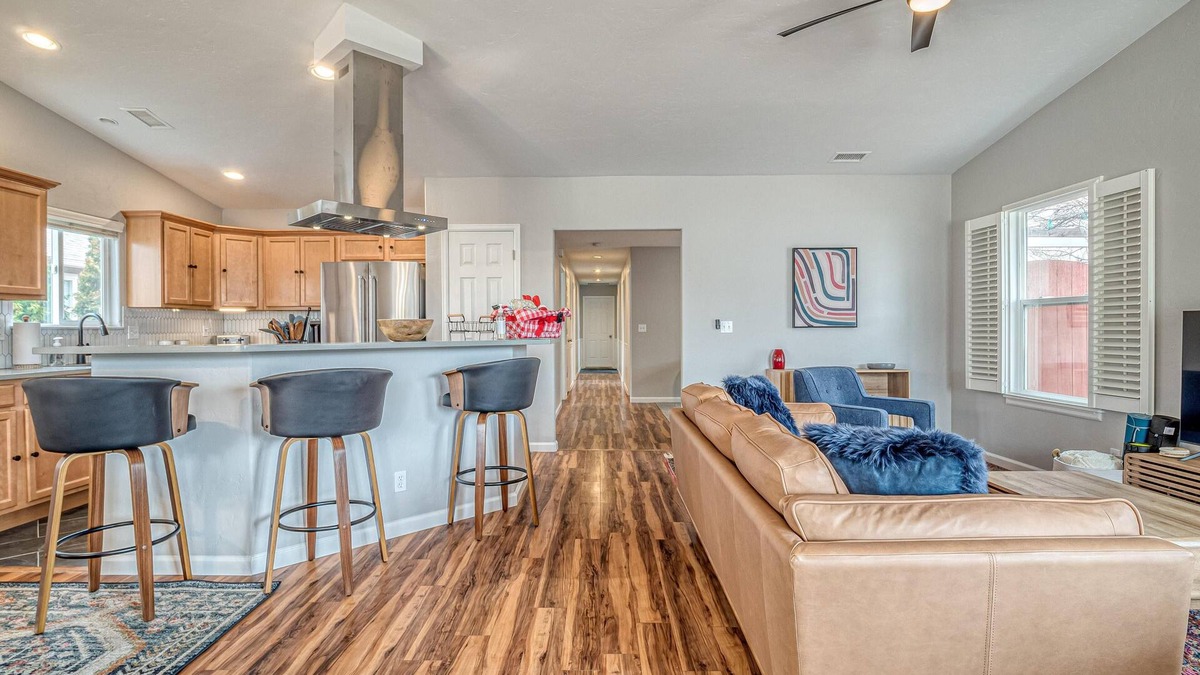 Fruita House | Two Wheel: Fenced Patio & Office Space!