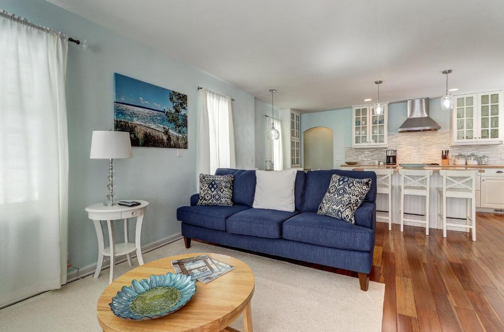 Harbor Springs Apartment | TWO36Main