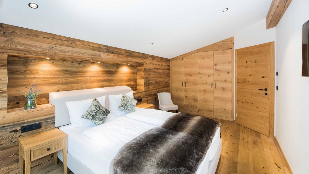 Holzgau Apartment | Type 2 -1 bedroom, DG, 2-4 Pax - Pepi's Suites Lechtal Apartments