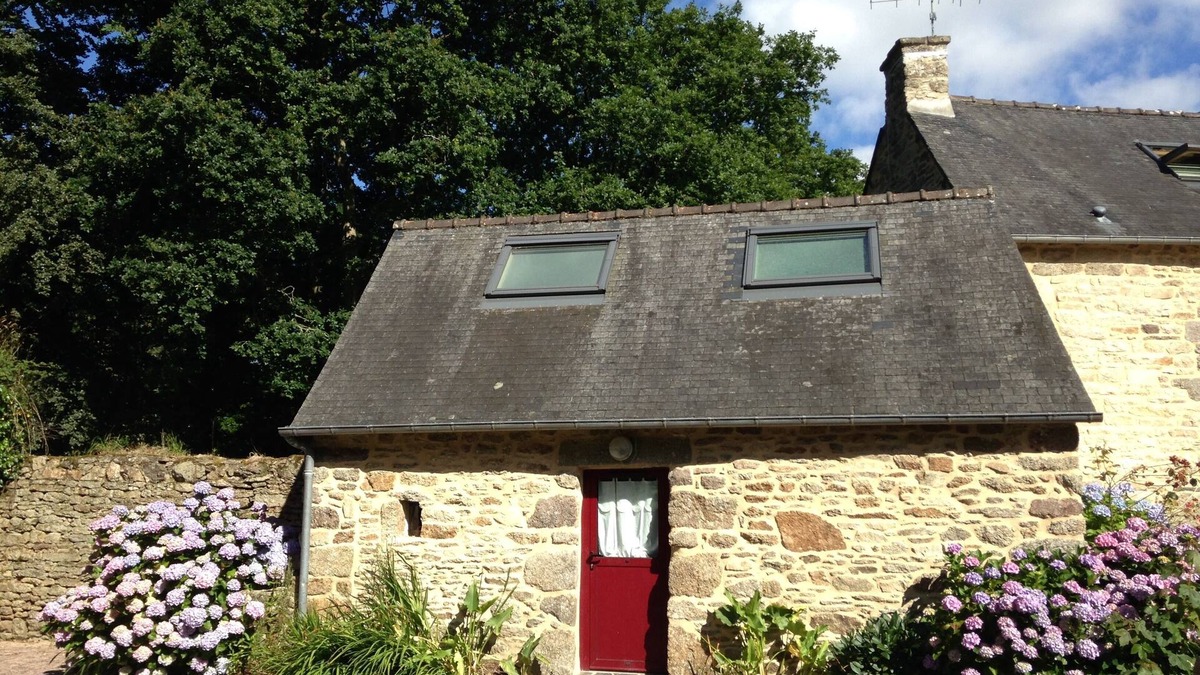 Saint-Gilles-Pligeaux House | Typical Breton house