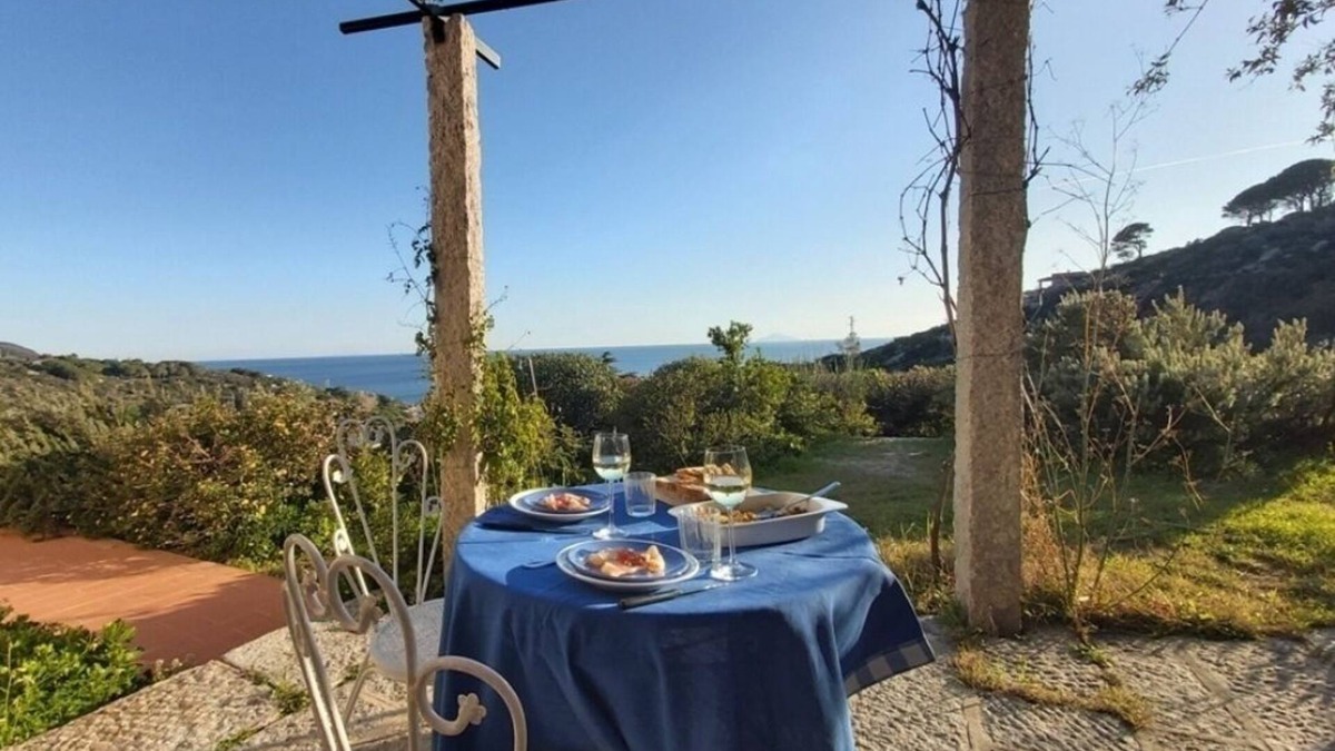 Seccheto Villa | Typical Elban house with sea view