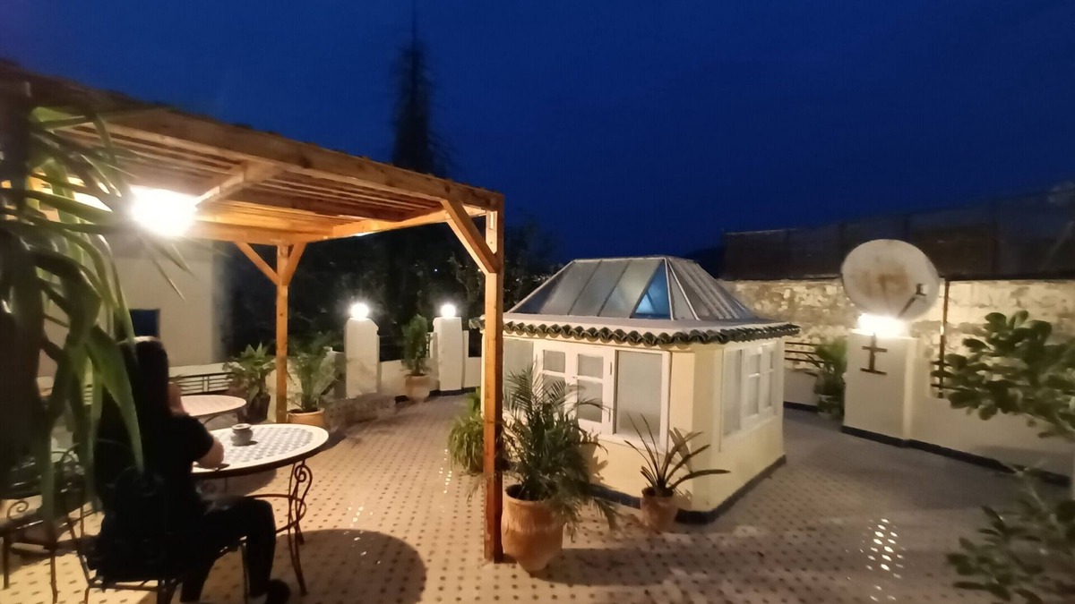 Talaa House | Typical riad with private terrace and free swimming pool 300 meters away.