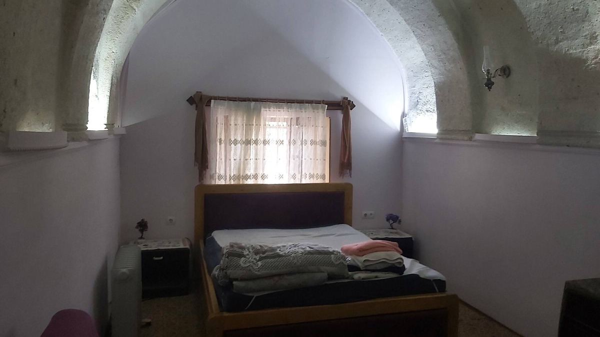 Avanos House | Typical stone house with arches