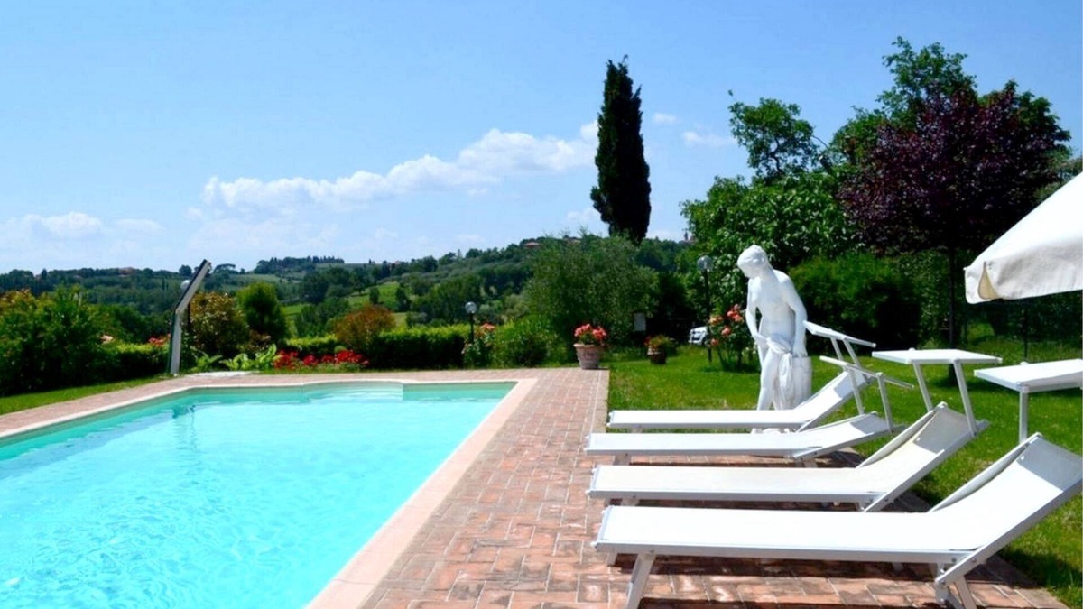 Corchiano Villa | Typical villa with pigeon house known as “piccionaia” 2 km from Marciano della Chiana, in a hilly an
