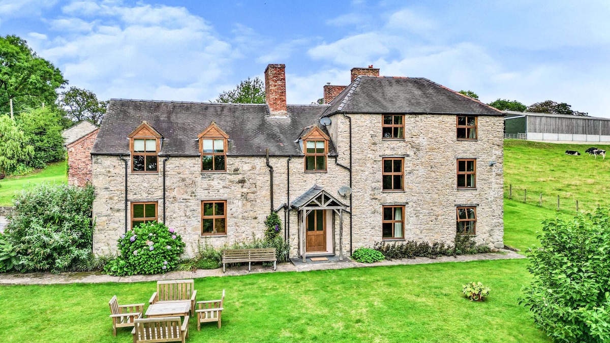 Denbigh Cottage | TYWYSOG, family friendly, character holiday cottage in Henllan