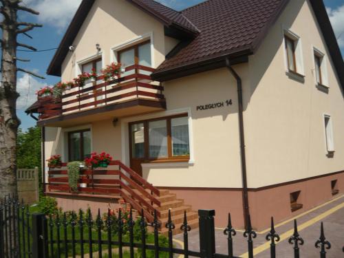 Nowogrod House | U Agi