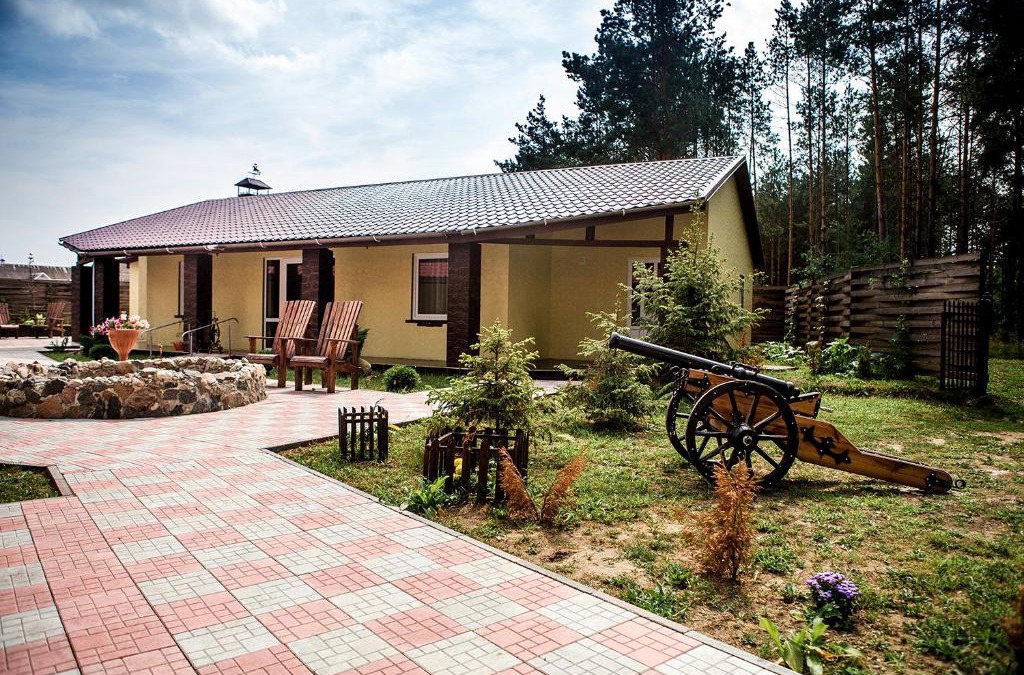 Bronnaya Gora Hotel | U Listochka