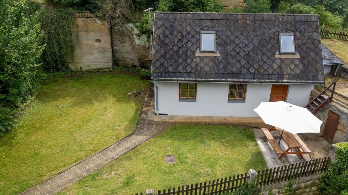 Dolni Vidim House | U skály by Interhome
