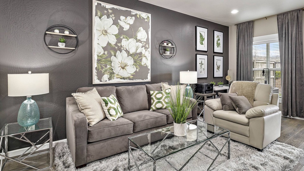 Medford House | U1 - 2 King Beds - 1G Wi-Fi - Office - Beautiful Home!