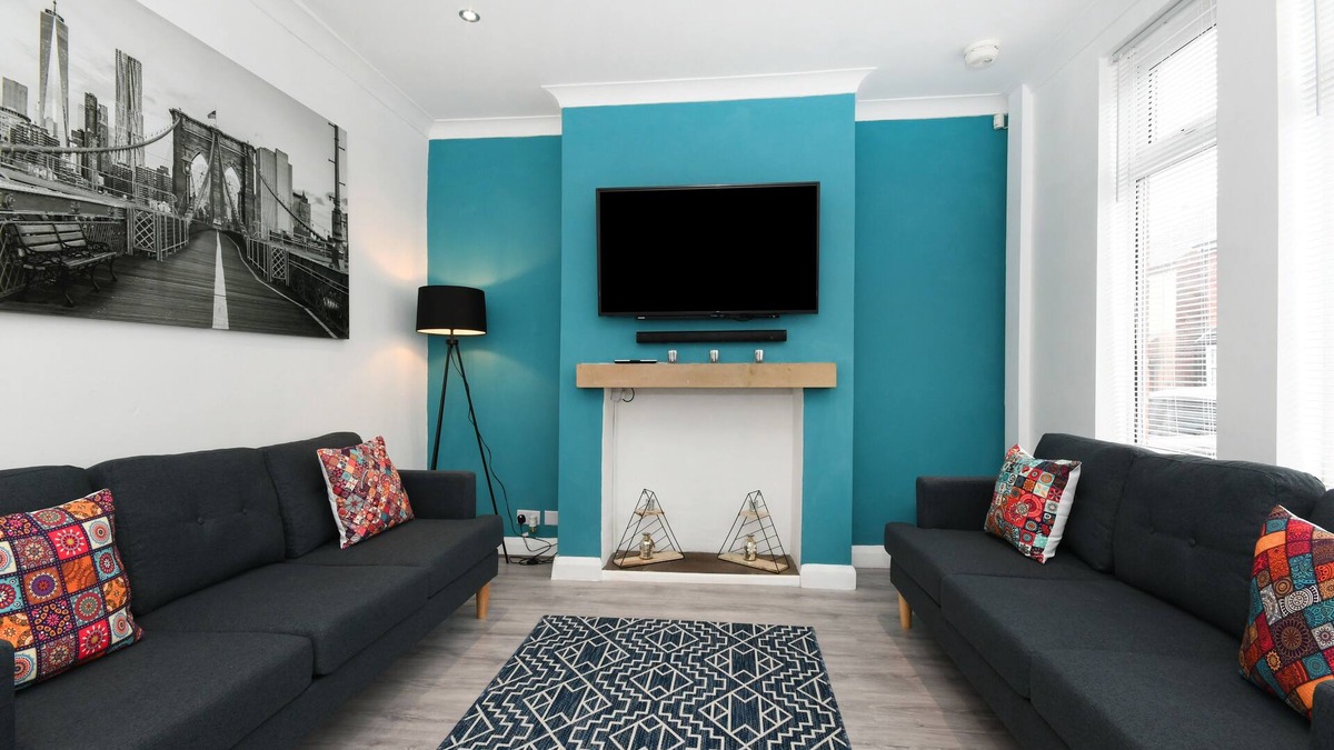 Chesterfield House | Uber modern 3 bed house close to City centre