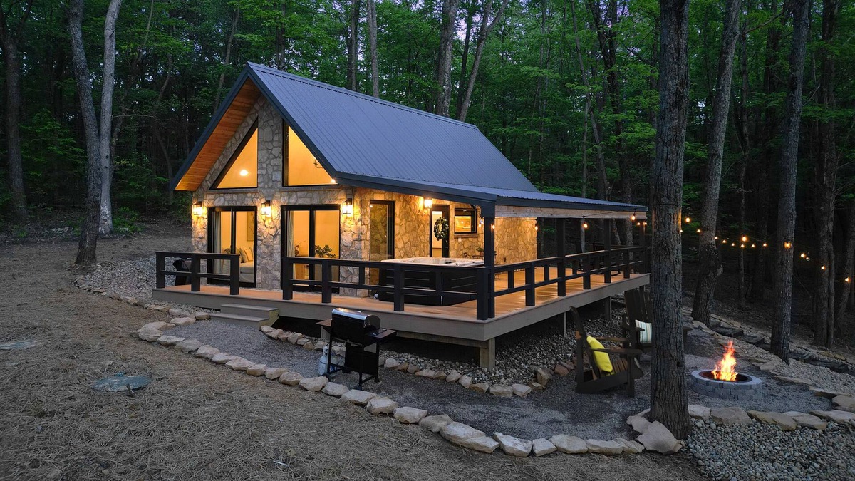 Rockbridge Cottage | Uckor's Cottage at Hocking Hills