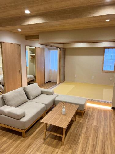 Higashiueno Apartment | Ueno K