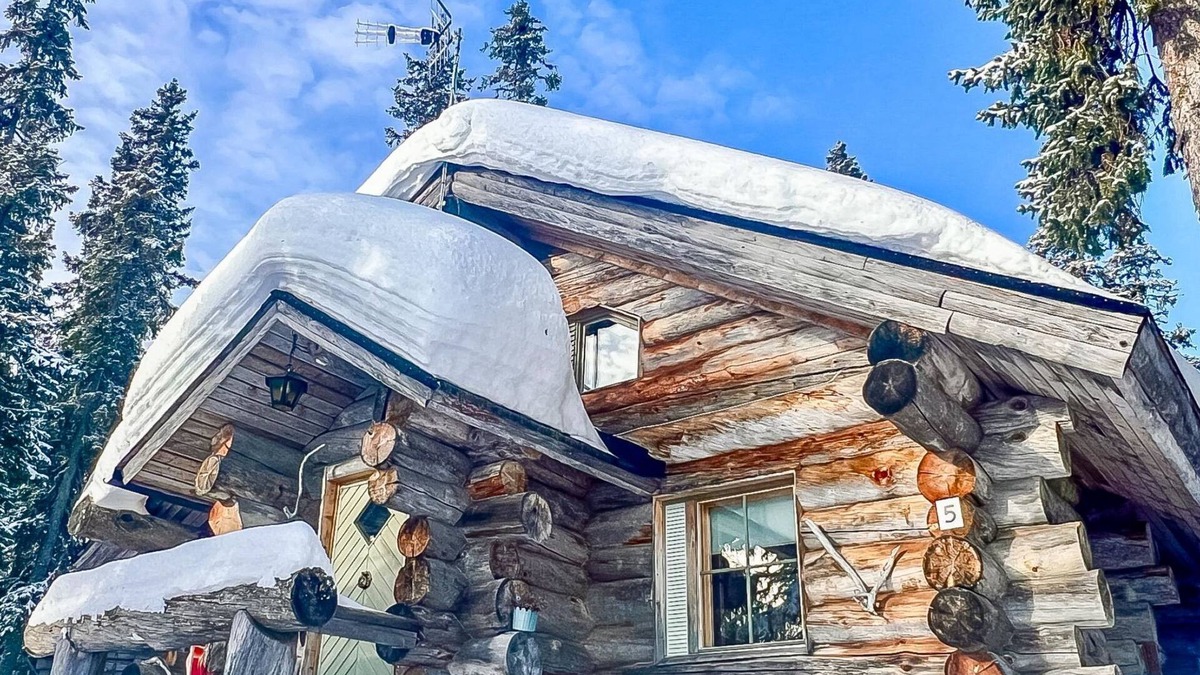 Lampivaara House | Ukkokelo by Interhome