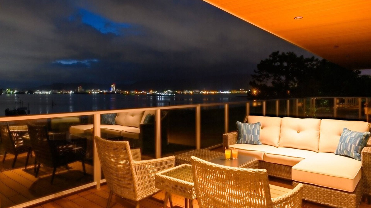 Shimizu Ward Apartment | 'Ulalena
