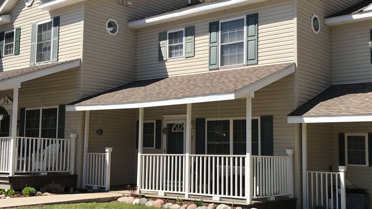 Petoskey Condo | Ultimate Beach Vacation Get-A-Way