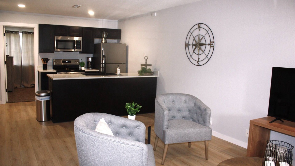 Manhattan Condo | Ultimate K-State Experience