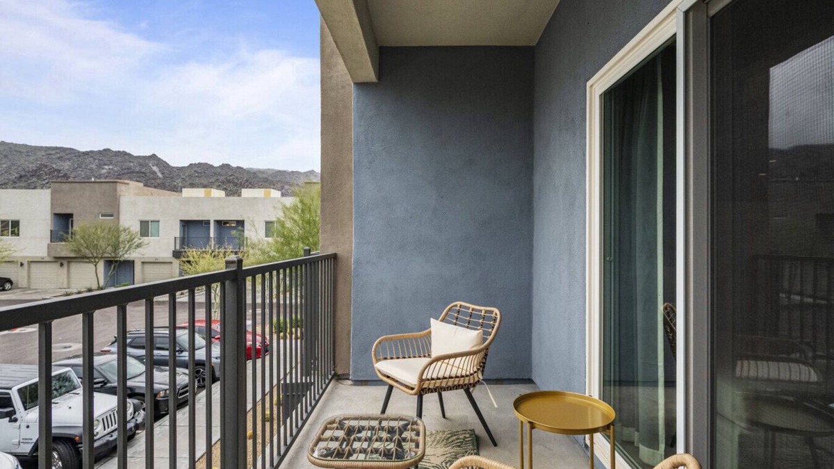 South Mountain Apartment | Ultimate Luxury Getaway: Poolside Paradise with Private Garage
