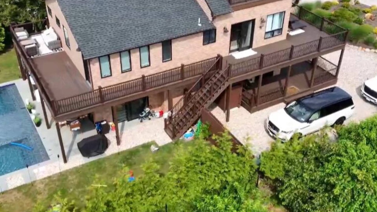 Culloden Shores House | Ultimate Montauk Escape🏖️ 5BR - Heated Pool - HotTub - Rooftop Deck Sunset Views🌅