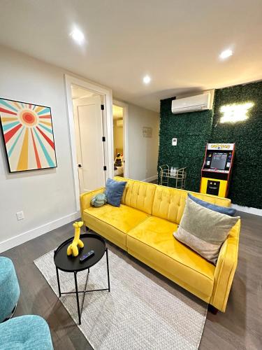 East Harlem Apartment | Ultimate NYC Experience 3 bedroom with Game