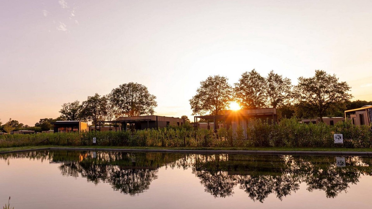 Kotten House | Ultimate relaxation in this wellness home by the water for 2 people
