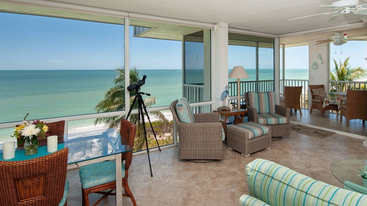 Sanibel Condo | Ultimate Sanibel Beachfront! Island Beach Club, Top Floor, West-Facing, End Unit