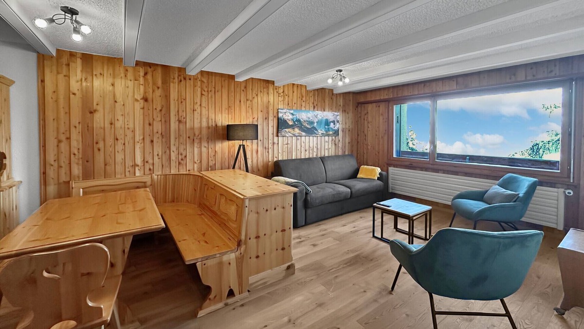 Vex Apartment | Ultimate Ski Condo – 4 Valleys, Ski-in/out , Swiss