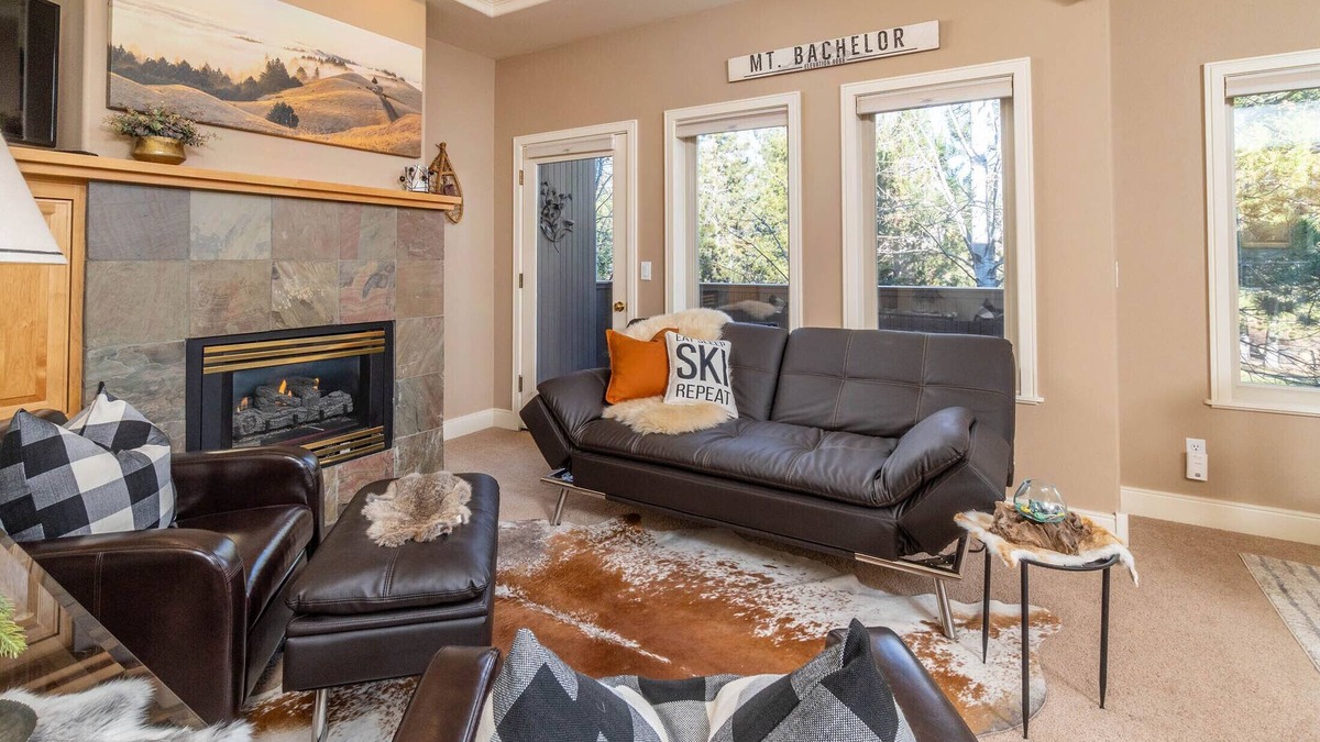 Century West House | Ultimate Summer House Location - Dog Friendly