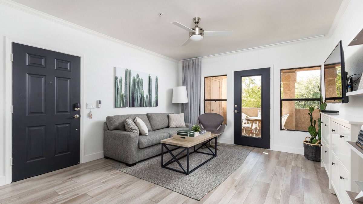 North Scottsdale Condo | Ultra-Clean, Designer Condo. Walk to grocery, restaurants, coffee, and shopping!