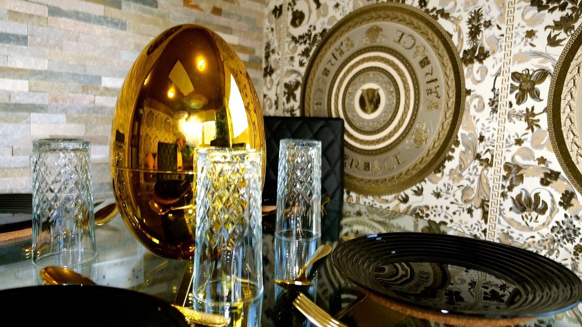 Rotherham Apartment | Ultra Deluxe Versace Apartment Near Sheffield
